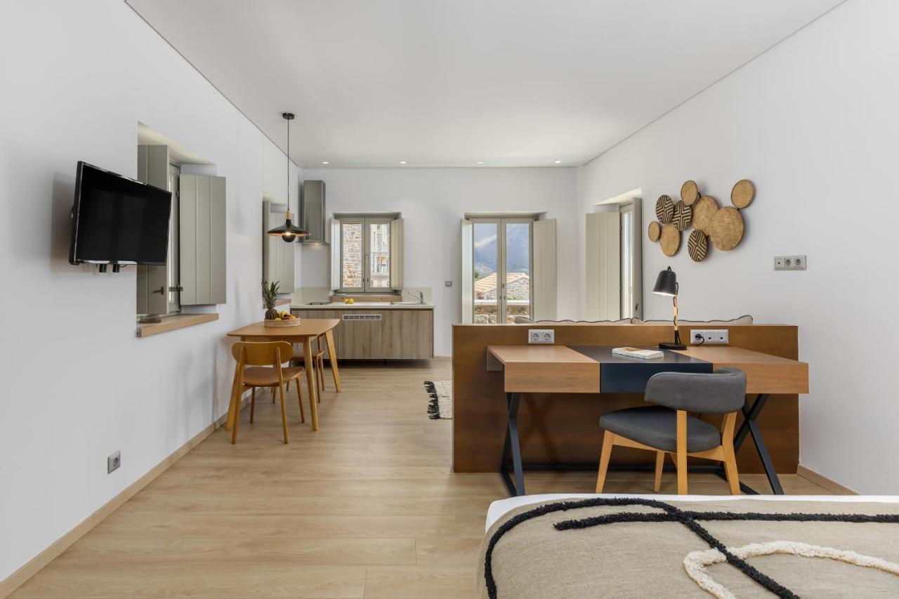 Salvia Areopolis All Suite Hotel 외부 사진